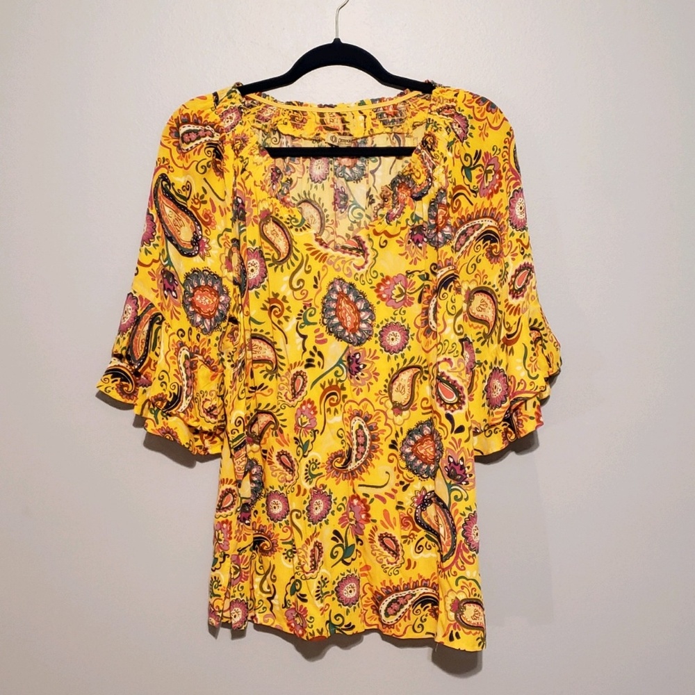 Democracy Paisley Bell Sleeve/Ruffle Sleeve Top